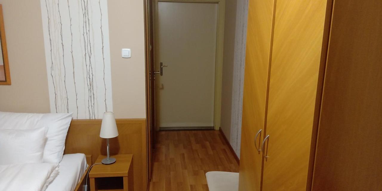 Gabi & Gabi Apartments Hajdúszoboszló Esterno foto