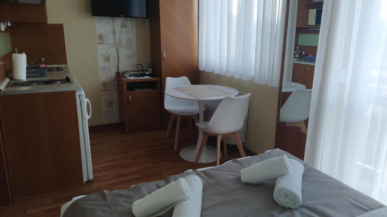 Gabi & Gabi Apartments Hajdúszoboszló Esterno foto