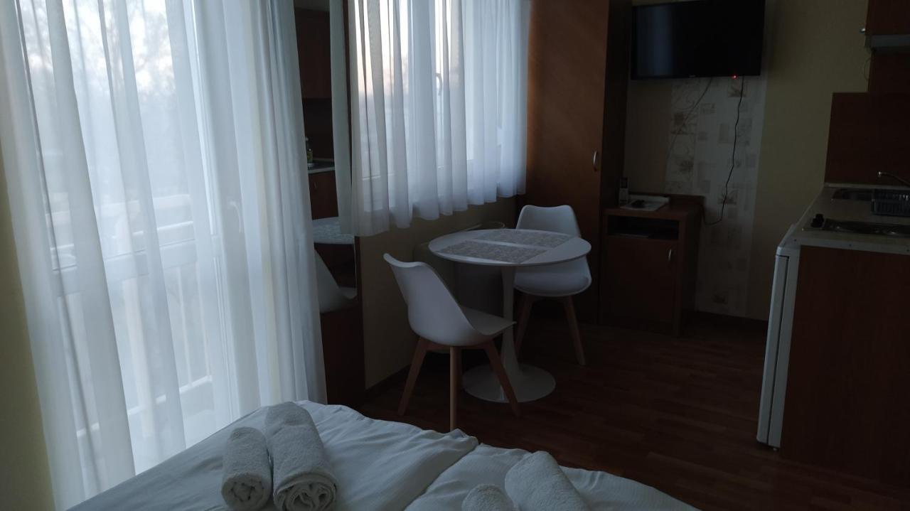 Gabi & Gabi Apartments Hajdúszoboszló Esterno foto