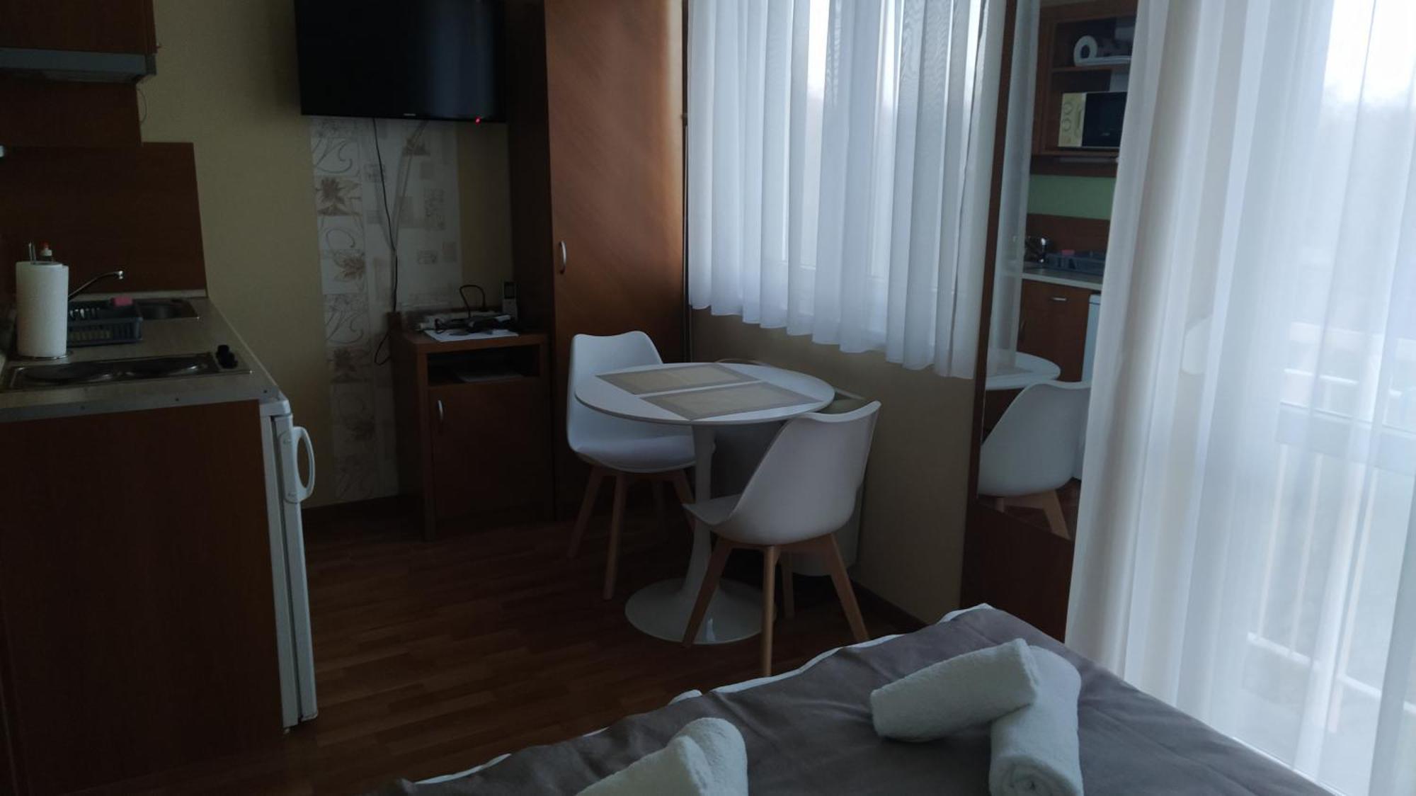Gabi & Gabi Apartments Hajdúszoboszló Esterno foto